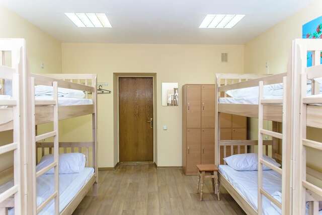 Хостелы BOTANIC GLOBUS HOSTEL Киев-11